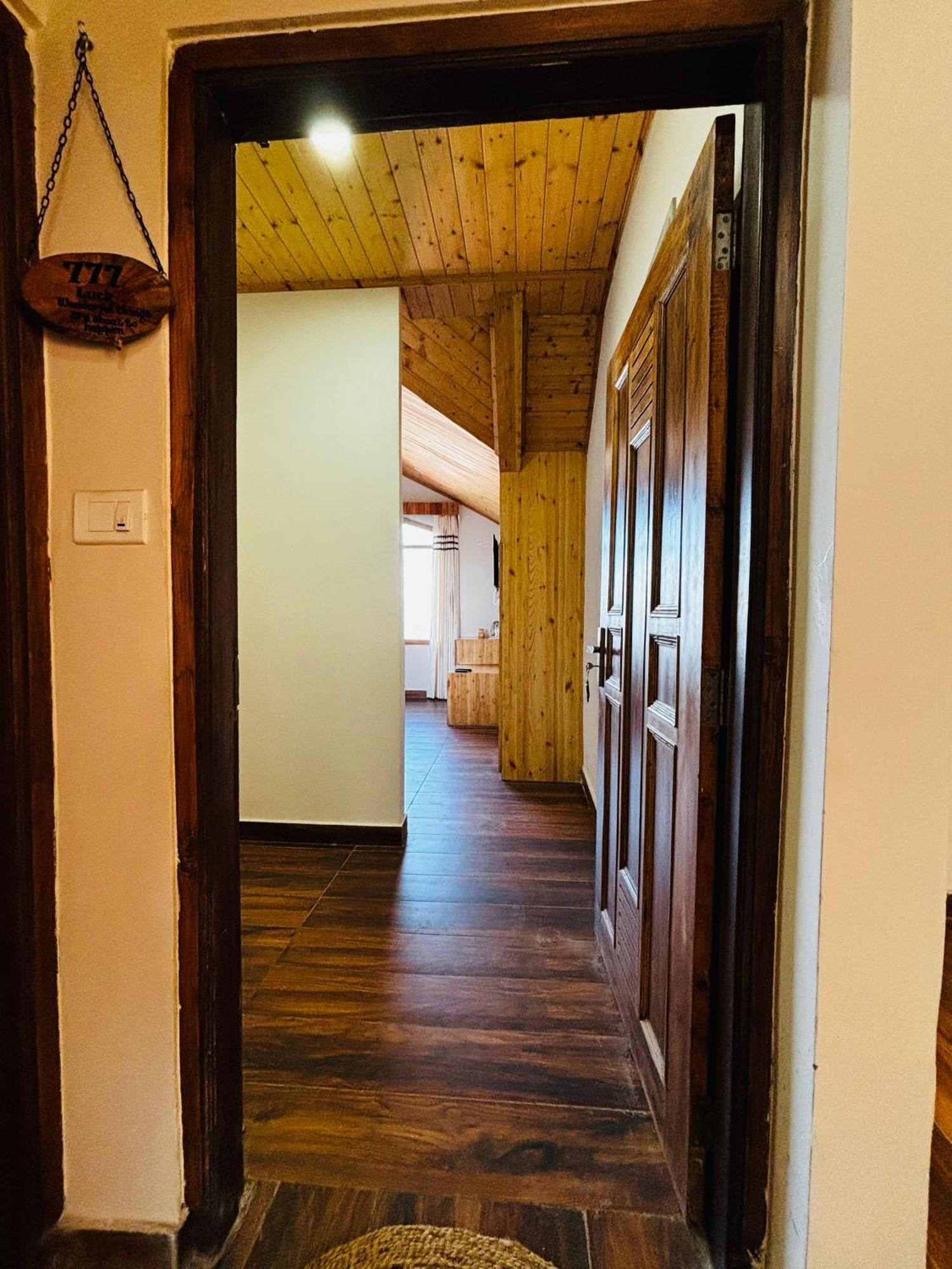 Hilly Horizon Bnb Kufri Cheog Εξωτερικό φωτογραφία